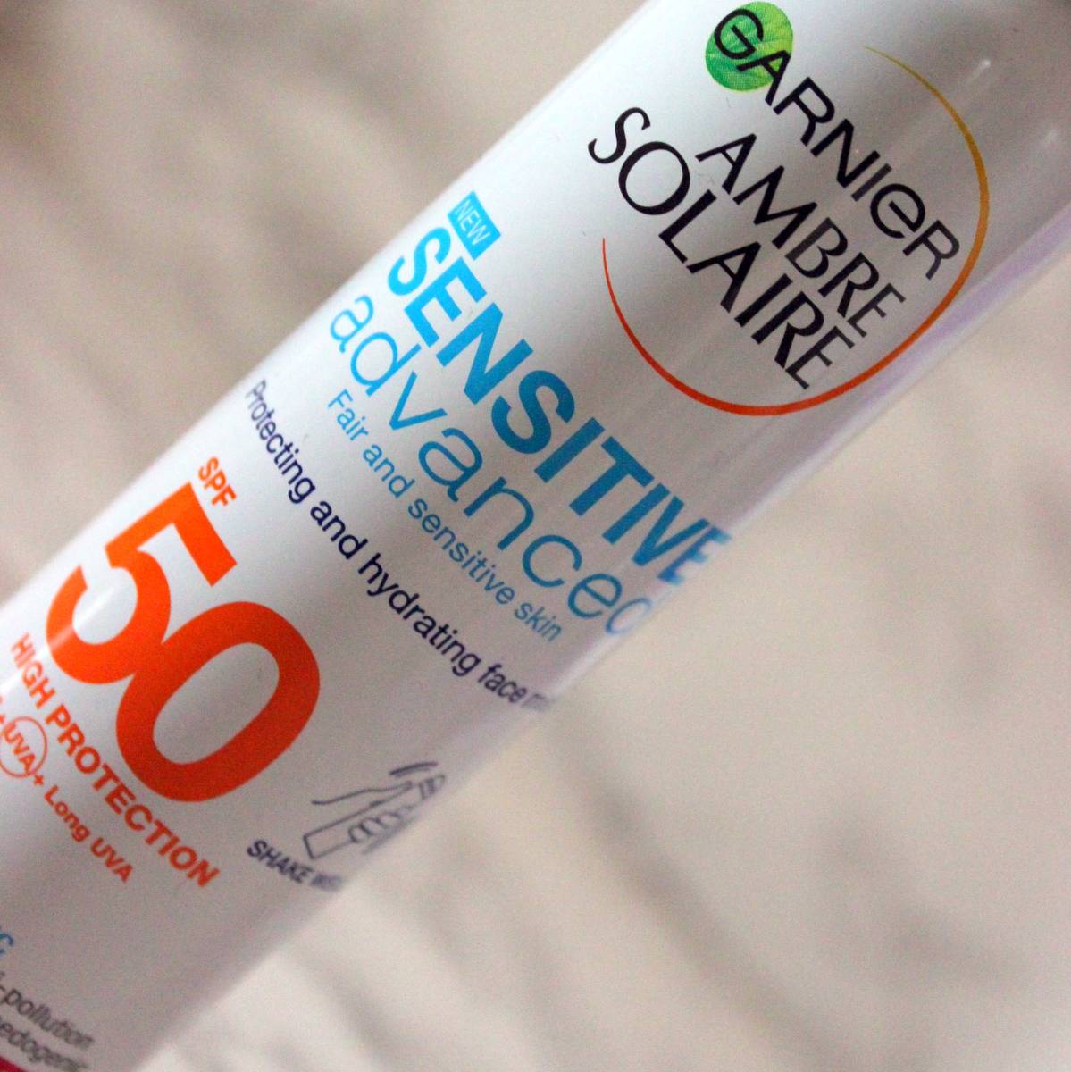 Garnier Ambre Solaire Sensitive Advanced Protecting and Hydrating Face Mist